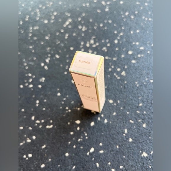 Jouer Cosmetics Long-Wear Lip Topper - Frost Bite - Picture 7 of 9